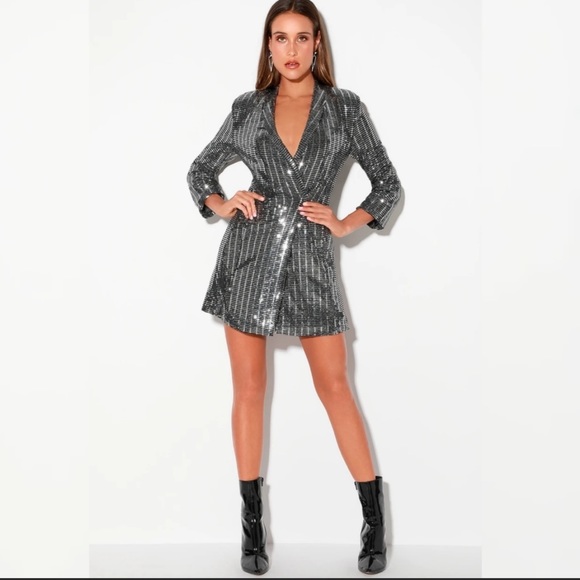 Lulus Dresses & Skirts - LULU’S Glowing Steady Black Silver Blazer Dress S